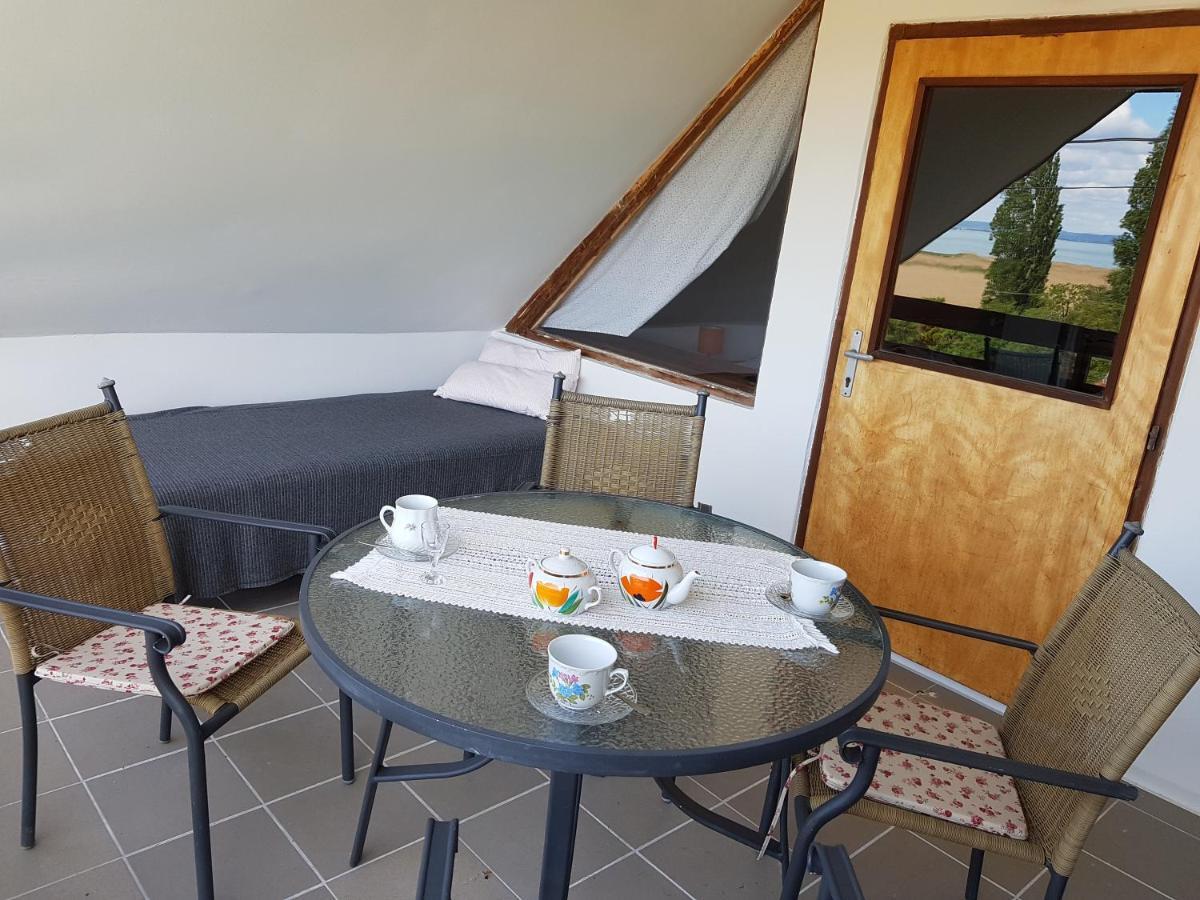 Kilatas A Tora Apartman Szigliget Exterior foto